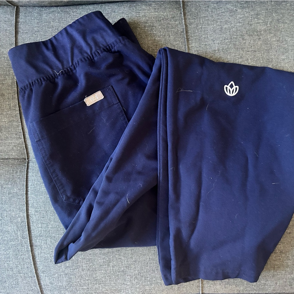 High waisted Livingston Scrub Pants